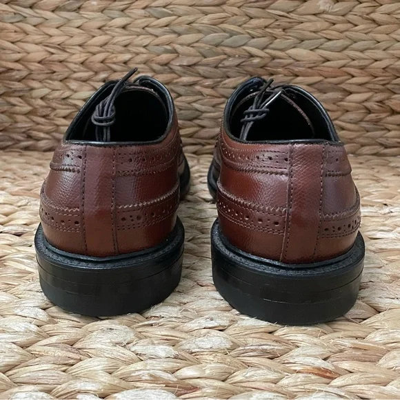 Executive Imperials Brown Leather‎ Wingtip Shoes
